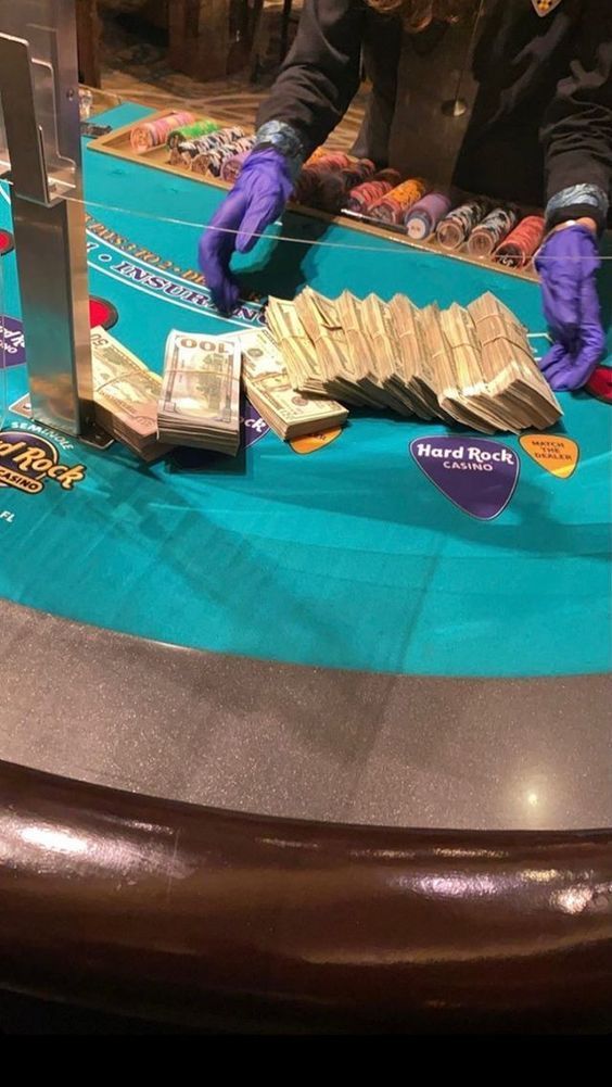 پاکستان کے PHMODERNp کھلاڑیوں کے لیےجیک پاٹ گیم